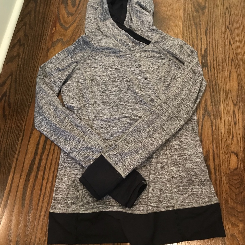 Lululemon pullover